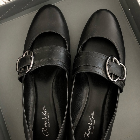 Charles & Keith flats - Picture 1 of 4